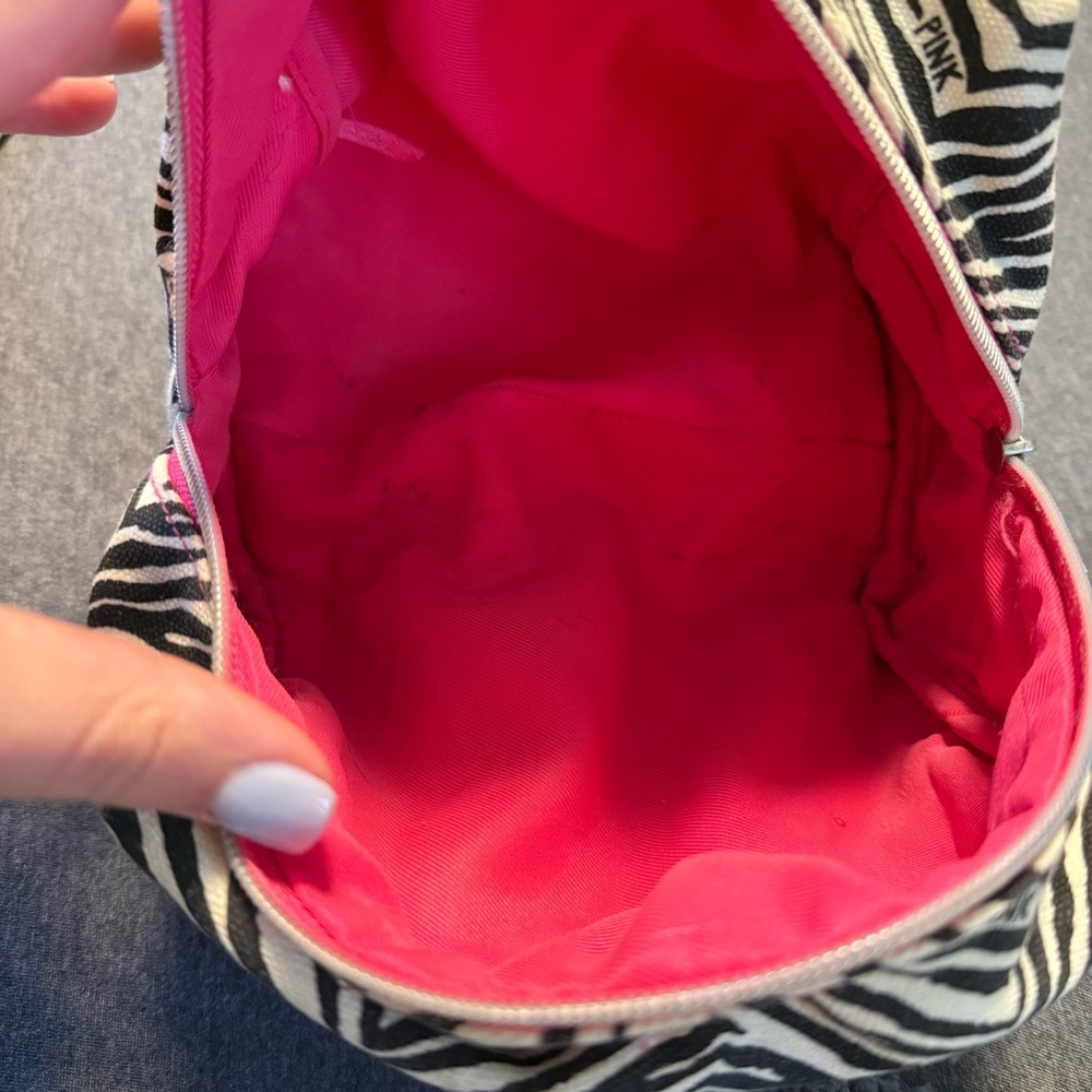 EUC VS Pink makeup bag - Picture 6 of 6